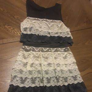 Cocktail gray & white lace dress Arc & Co. Small